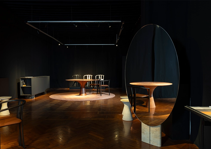 Stand d'exposition Alinea avec des toiles textiles fabriquées par De Kemphaan